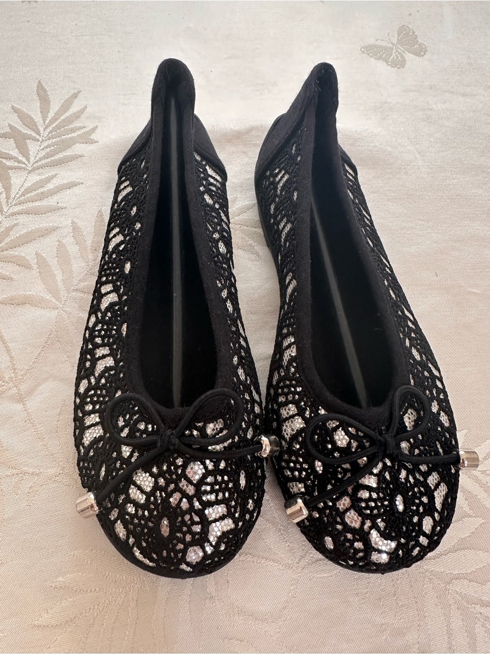 Girls' Black Lace Moccasin Flats with Silver Underlay